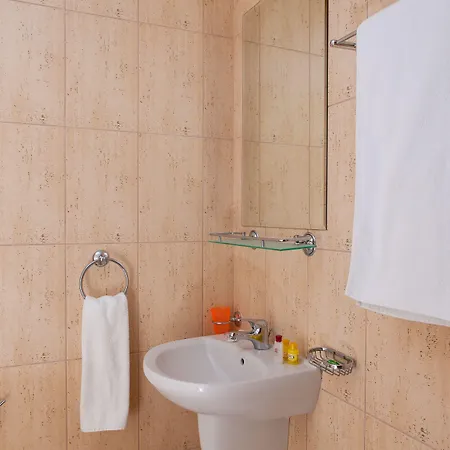 Opera Family - Former