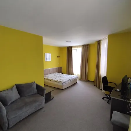 Opera Family - Former Отель 2*