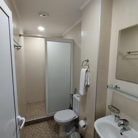 Opera Family - Former فندق فارنا