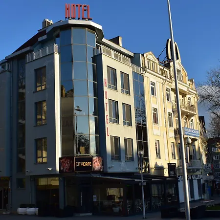 Opera Family - Former Hotel Varna