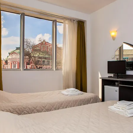 فندق Opera Family - Former